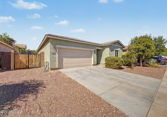 Photo 4 of Single family home for sale at 308 W Pacific Dr, Casa Grande, AZ 85122 | MLS# 7018754 | Listing updated on 2026-09-20