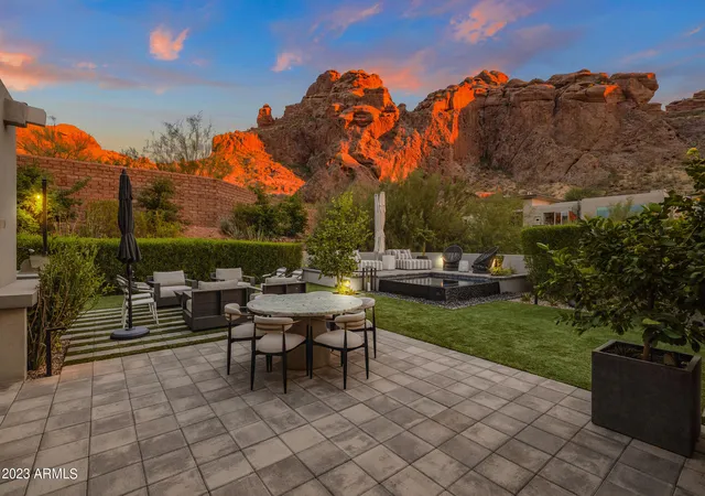 Photo 3 of Single family home for sale at 5841 N Echo Cyn Cir, Phoenix, AZ 85018 | MLS# 7017176 | Listing updated on 2026-08-18