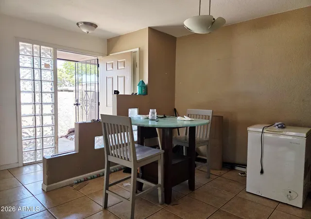 5th image of 1823 E Kirkland Ln #A, Tempe, AZ 85281 | MLS# 7017367