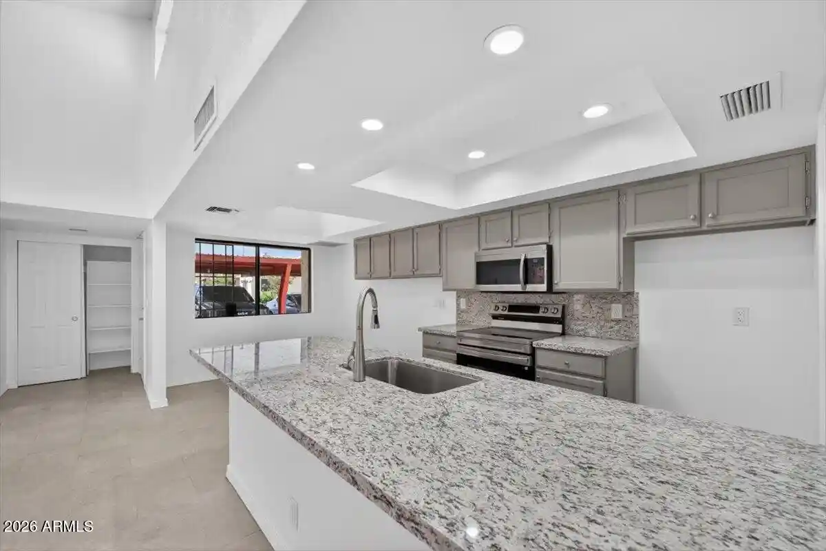 Listing Photo 2 - Condo for sale in 633 W Southern Ave located at 633 W Southern Ave, Tempe, AZ 85282 - Unit #1152