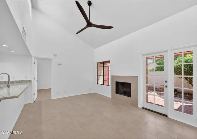 Listing Photo 4 - Condo for sale in building located at 633 W Southern Ave, Tempe, AZ 85282 - Unit #1152
