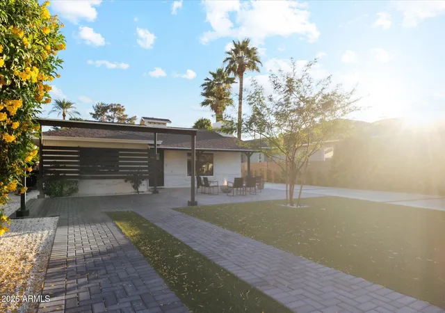 Photo 3 of Single family home for sale at 4113 E Glenrosa Ave, Phoenix, AZ 85018 | MLS# 7019205 | Listing updated on 2026-10-09
