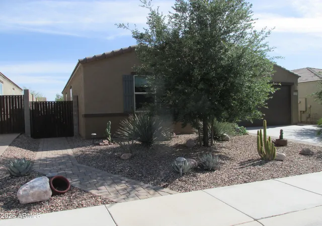 Photo 3 of Single family home for sale at 11703 E Red Butte, Gold Canyon, AZ 85118 | MLS# 7017963 | Listing updated on 2026-10-03