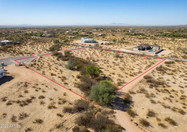 Photo 4 of Land for sale at 0 W Cruiser Ln #C, Casa Grande, AZ 85194 | MLS# 7017370 | Listing updated on 2026-04-22