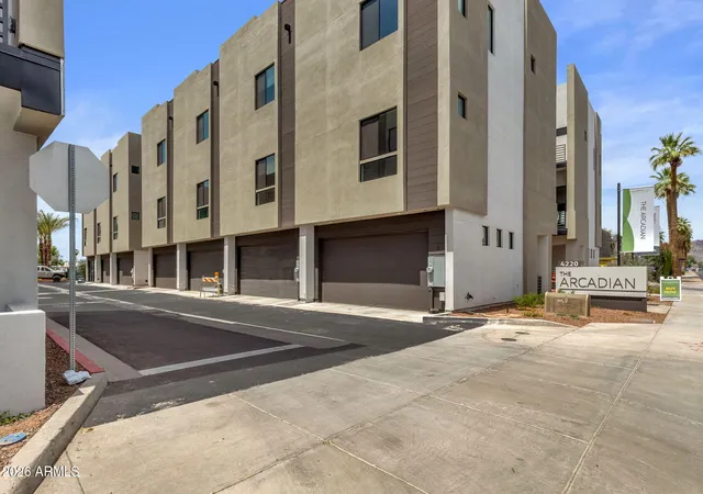2nd image of 4220 N 32nd St #34, Phoenix, AZ 85018 | MLS# 7017511