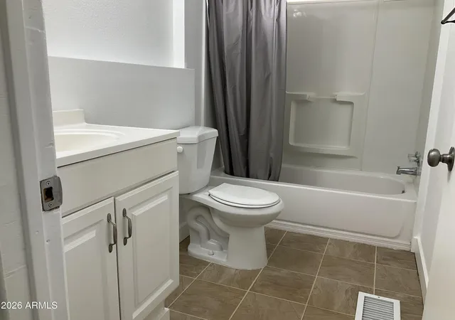 Photo 4 of Manufactured home for sale at 2292 N Ironwood Dr #105, Apache Junction, AZ 85120 | MLS# 7017655 | Listing updated on 2026-07-13