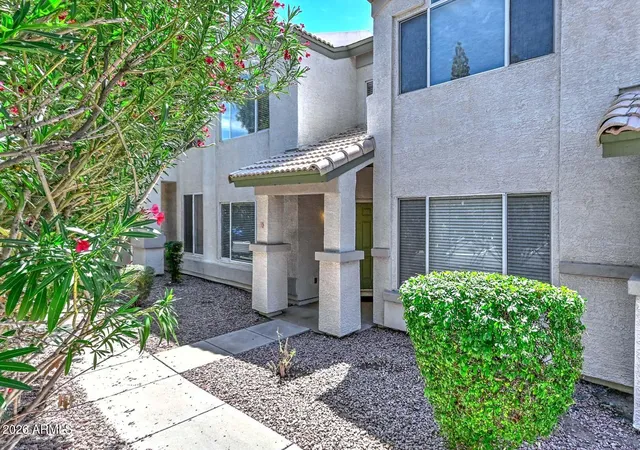 Homes for sale in Phoenix, AZ | 4805 E Kachina Trl #10, Phoenix, AZ 85044 | MLS# 7017770
