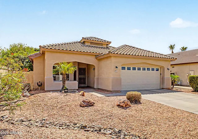 Photo 2 of Single family home for sale at 8111 W Deanna Dr, Peoria, AZ 85382 | MLS# 7021960 | Listing updated on 2026-07-07