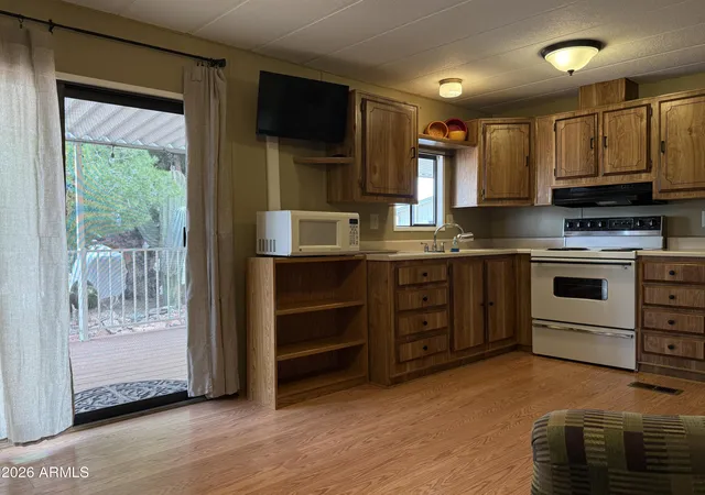 5th image of 21325 W Trading Post Trl #378, Congress, AZ 85332 | MLS# 7020822