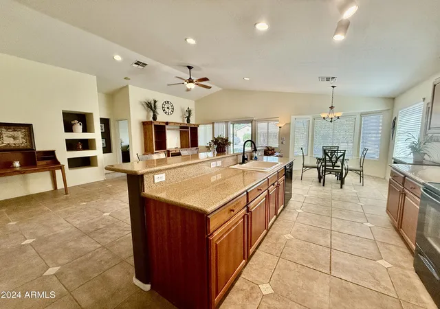 5th image of 24 N Pamplona Ln, Casa Grande, AZ 85194 | MLS# 7017756