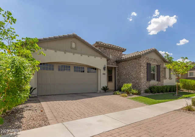Homes for sale in Mesa, AZ | 4242 S Flare, Mesa, AZ 85212 | MLS# 7017819