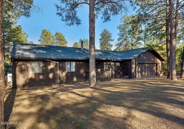 Homes for sale in Overgaard, AZ | 3307 Pine Cone Dr, Overgaard, AZ 85933 | MLS# 7040822