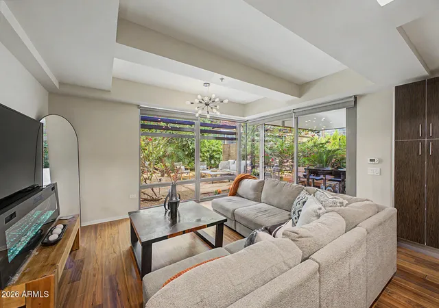 5th image of 7117 E Rancho Vista Dr #4009, Scottsdale, AZ 85251 | MLS# 7025437