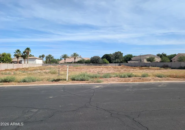 3rd image of 2134 E Avenida Del Valle Ct #70, Gilbert, AZ 85298 | MLS# 7018007