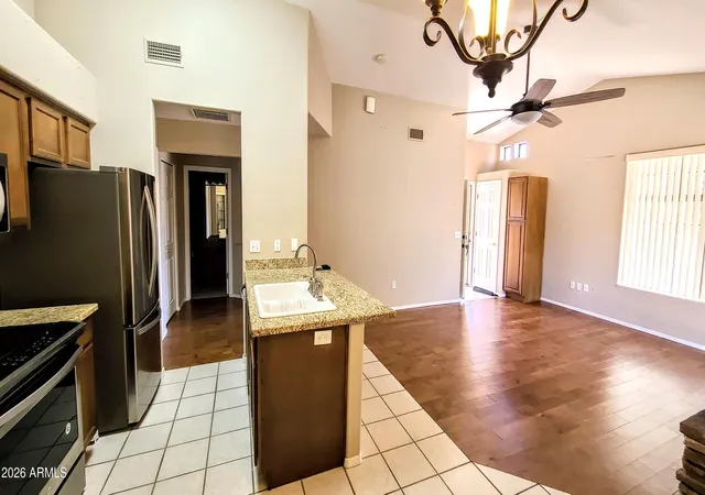 Listing Photo 5 - Condo for sale in building located at 1501 N Beeline Hwy, Payson, AZ 85541 - Unit #2