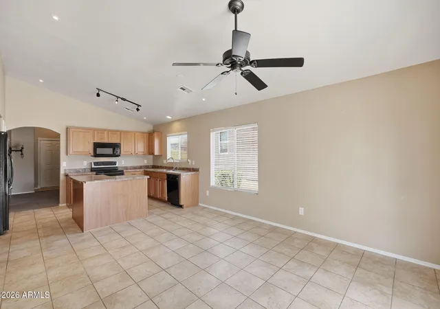 Photo 3 of Single family home for sale at 195 S 17th Street, Coolidge, AZ 85128 | MLS# 7020143 | Listing updated on 2026-07-15