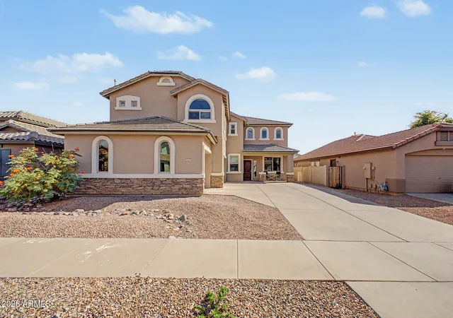 Photo 3 of Single family home for sale at 21165 E Via Del Oro, Queen Creek, AZ 85142 | MLS# 7019941 | Listing updated on 2026-09-14