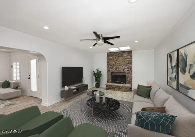 Photo 4 of Single family home for sale at 1037 E Acoma Dr, Phoenix, AZ 85022 | MLS# 7019656 | Listing updated on 2026-09-17