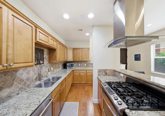 Photo 3 of Townhouse for sale at 641 S Roosevelt St, Tempe, AZ 85281 | MLS# 7018703 | Listing updated on 2026-07-31