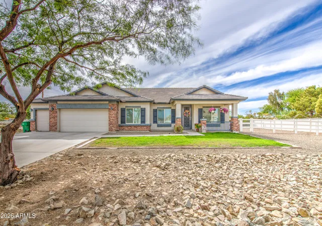 Photo 4 of Single family home for sale at 26722 S 198th Place, Queen Creek, AZ 85142 | MLS# 7019526 | Listing updated on 2026-08-30