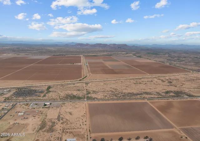 Homes for sale in Aguila, AZ | 0 Hwy 60, Aguila, AZ 85320 | MLS# 7018826