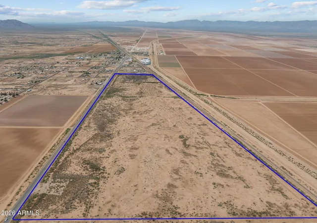 Homes for sale in Aguila, AZ | 0 Hwy 60, Aguila, AZ 85320 | MLS# 7018826