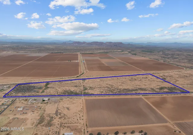 Homes for sale in Aguila, AZ | 0 Hwy 60 --, Aguila, AZ 85320 | MLS# 7018826