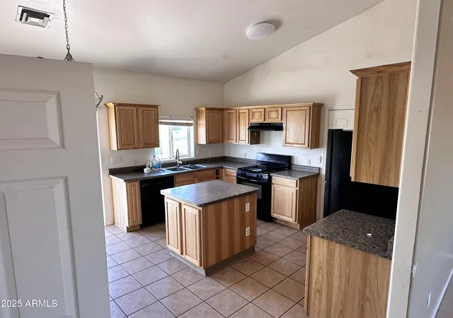 3rd image of _1150 S 30Th St S, Saint Johns, AZ 85936 | MLS# 7018834