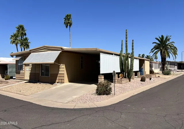 Homes for sale in Mesa, AZ | 661 S Hawes Rd #75, Mesa, AZ 85208 | MLS# 7019079