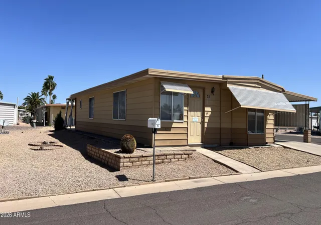 Homes for sale in Mesa, AZ | 661 S Hawes Rd #75, Mesa, AZ 85208 | MLS# 7019079