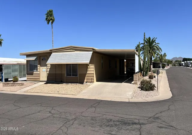 Homes for sale in Mesa, AZ | 661 S Hawes Rd #75, Mesa, AZ 85208 | MLS# 7019079