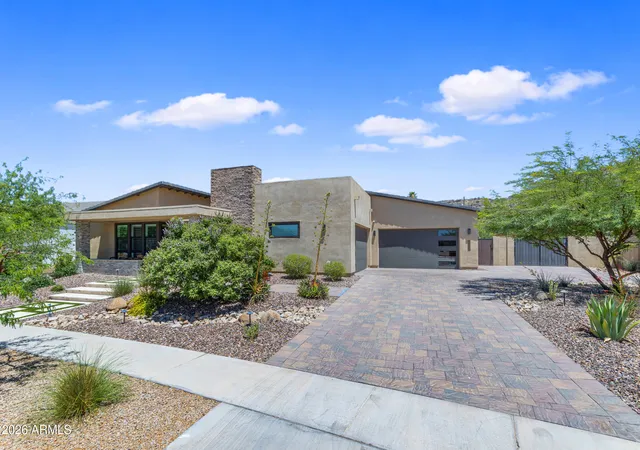 Photo 4 of Single family home for sale at 9519 S 13th Way, Phoenix, AZ 85042 | MLS# 7035370 | Listing updated on 2026-09-22