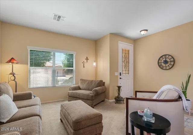 Photo 3 of Single family home for sale at 658 W Silver Reef Ct, Casa Grande, AZ 85122 | MLS# 7019214 | Listing updated on 2026-07-29
