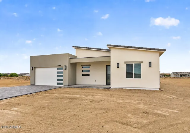 Homes for sale in Tonopah, AZ | 37646 W Illini St, Tonopah, AZ 85354 | MLS# 7019078