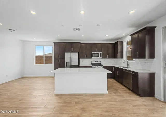 Photo 4 of Single family home for sale at 16978 W Samantha Way, Goodyear, AZ 85338 | MLS# 7019067 | Listing updated on 2026-10-29