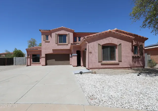 Photo 1 of Single family home for sale at 121 N Silverwood Dr, Casa Grande, AZ 85122 | MLS# 7052148 | Listing updated on 2026-09-09