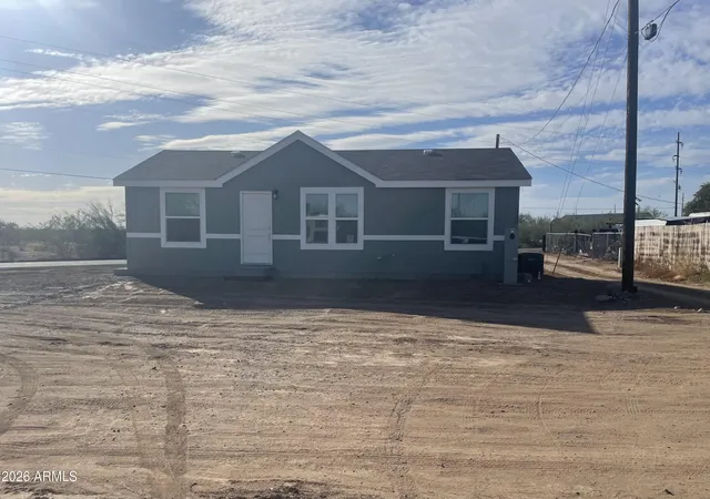 Homes for sale in Wittmann, AZ | 42424 S Pine St, Wittmann, AZ 85361 | MLS# 7019297