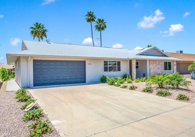 3rd image of 18022 N 134Th Ave, Sun City West, AZ 85375 | MLS# 7021111
