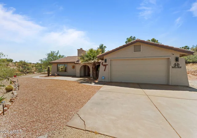 Photo 2 of Single family home for sale at 1455 N Lazy Fox Rd, Wickenburg, AZ 85390 | MLS# 7019870 | Listing updated on 2026-09-13