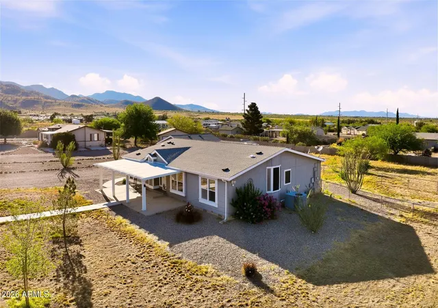 Photo 3 of Manufactured home for sale at 5247 E Anita Dr, Hereford, AZ 85615 | MLS# 7045637 | Listing updated on 2026-09-27