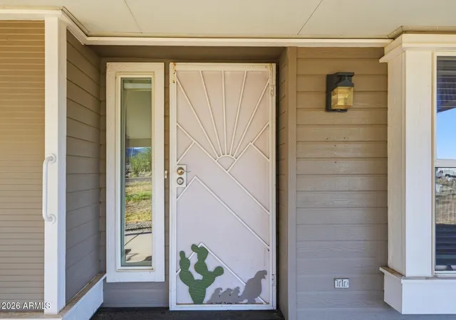 Photo 4 of Manufactured home for sale at 5247 E Anita Dr, Hereford, AZ 85615 | MLS# 7045637 | Listing updated on 2026-09-27