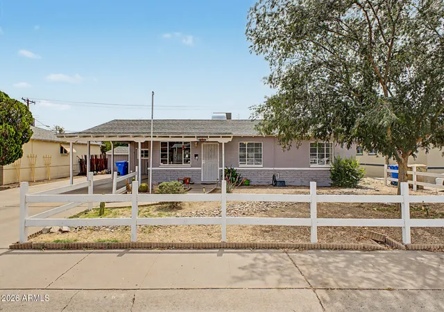 2nd image of 2037 W State Ave, Phoenix, AZ 85021 | MLS# 7019737