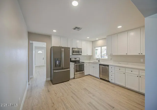 Photo 4 of Single family home for sale at 3238 W Altadena Ave, Phoenix, AZ 85029 | MLS# 7019553 | Listing updated on 2026-07-02