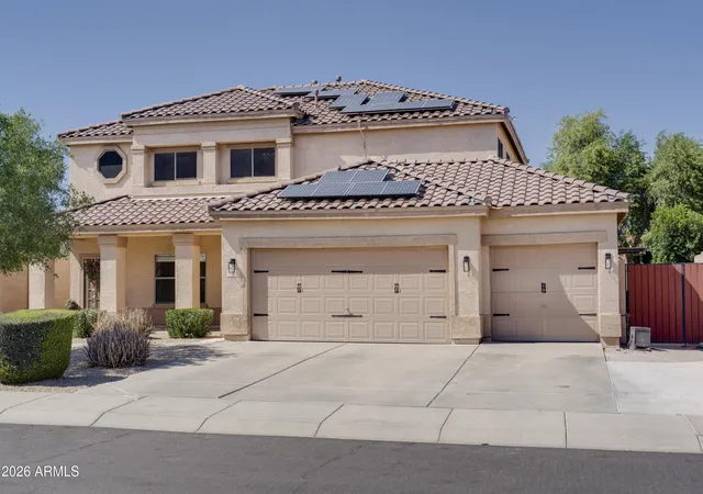 1st image of 10610 W Country Club Trl, Peoria, AZ 85383 | MLS# 7021073