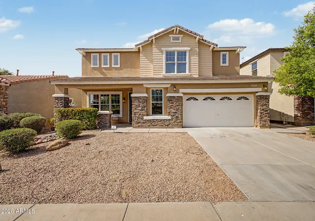 3rd image of 4034 W Saint Kateri Dr, Phoenix, AZ 85041 | MLS# 7020821