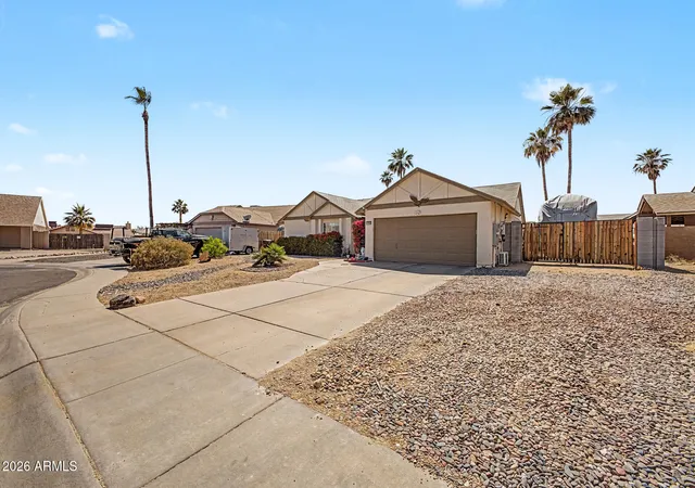 Photo 2 of Single family home for sale at 11808 N 78th Drive, Peoria, AZ 85345 | MLS# 7020438 | Listing updated on 2026-09-22