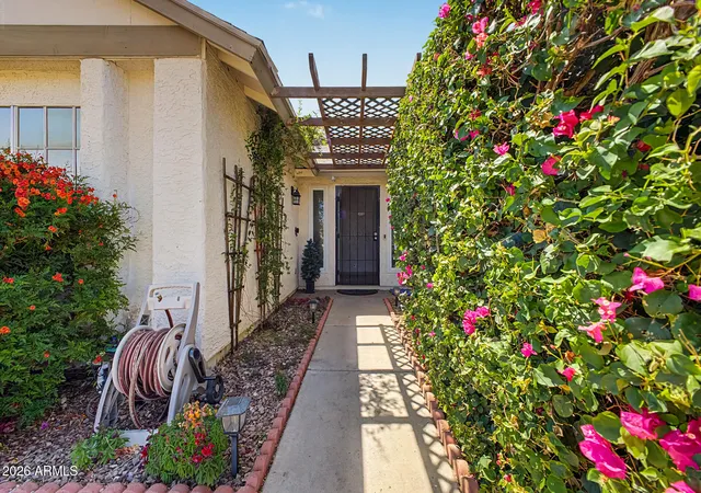 Photo 3 of Single family home for sale at 11808 N 78th Drive, Peoria, AZ 85345 | MLS# 7020438 | Listing updated on 2026-09-22