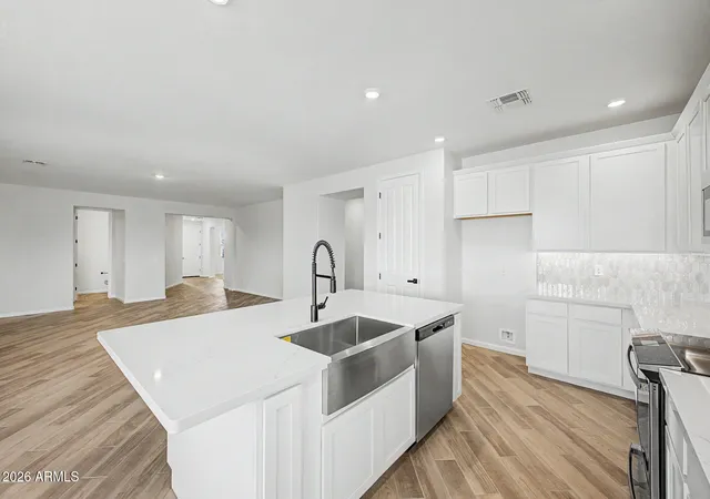 Photo 2 of Single family home for sale at 2847 N Arroyo Grande Ave, Casa Grande, AZ 85122 | MLS# 7022885 | Listing updated on 2026-09-30