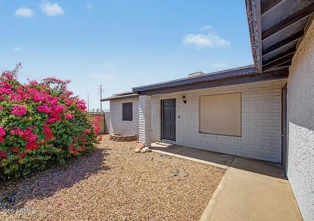 Photo 3 of Single family home for sale at 4224 W North Ln, Phoenix, AZ 85051 | MLS# 7023035 | Listing updated on 2026-09-17