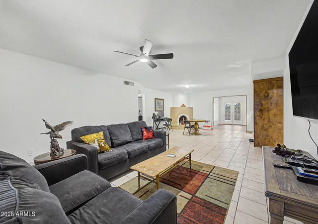Photo 4 of Single family home for sale at 4224 W North Ln, Phoenix, AZ 85051 | MLS# 7023035 | Listing updated on 2026-09-17